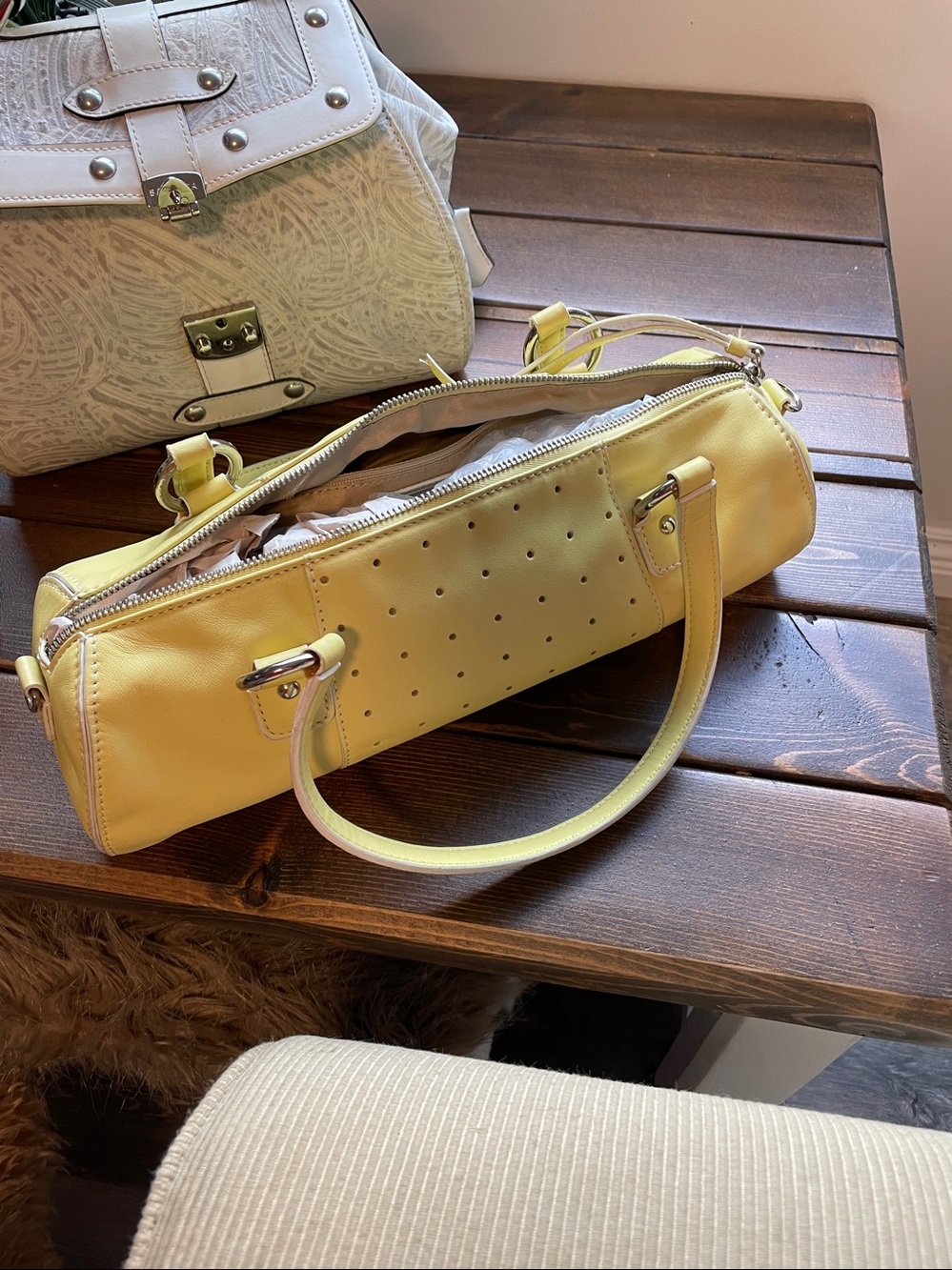 Yellow Barrel Satchel Handbag - Danier Leather - Picture 7 of 7